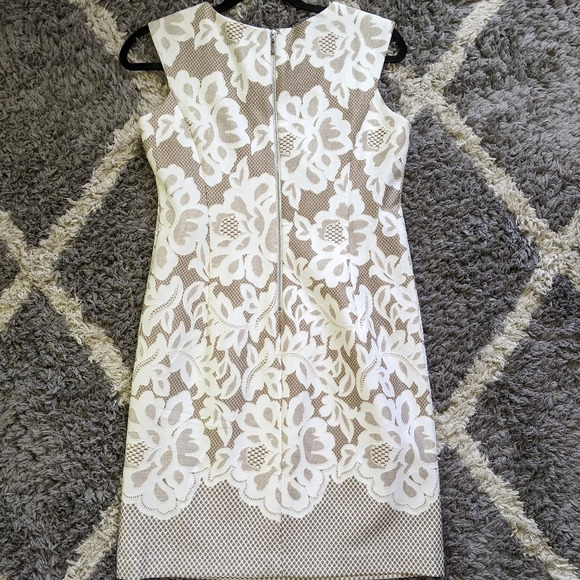 Studio One New York Floral Textured Midi Sleeveless High Neck Sheath Dress 2P - Picture 5 of 7